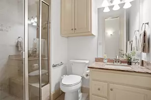 667 Creekway Dr, Irving, TX 75039 - Photo 22