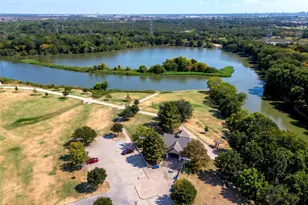 667 Creekway Dr, Irving, TX 75039 - Photo 38