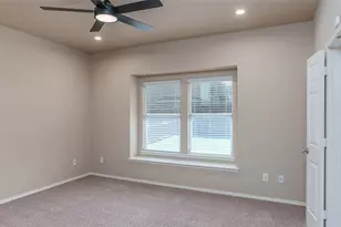 1405 Samantha Creek Dr, Little Elm, TX 75068 - Photo 8