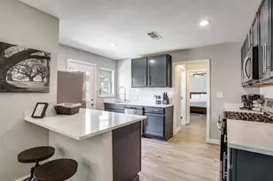 408 N Oak Cliff Blvd, Dallas, TX 75208 - Photo 6