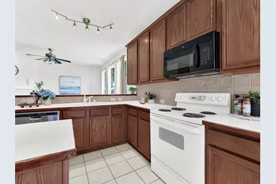 3726 Goose Creek Parkway, Garland, TX 75040 - Photo 10