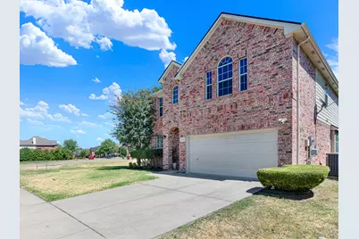 3726 Goose Creek Parkway, Garland, TX 75040 - Photo 2