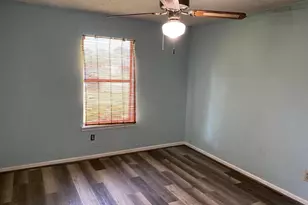 603 W 11th St, Clarksville, TX 75426 - Photo 18