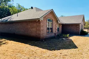 6703 Le Jeune Ct, Granbury, TX 76049 - Photo 4