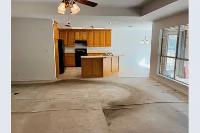 6703 Lejeune Court, Granbury, TX 76049 - Photo 12