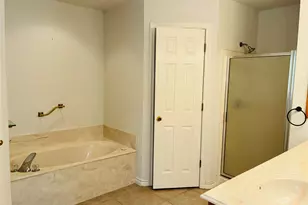 6703 Le Jeune Ct, Granbury, TX 76049 - Photo 20
