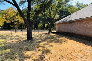 6703 Le Jeune Ct, Granbury, TX 76049 - Photo 6
