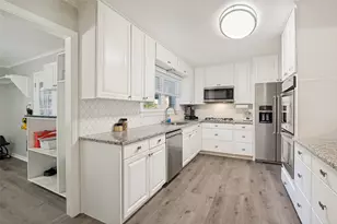 1515 Francis St, Carrollton, TX 75006 - Photo 8