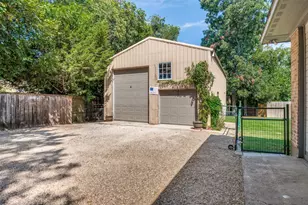 1515 Francis St, Carrollton, TX 75006 - Photo 4
