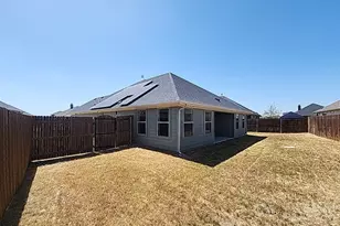 905 Rodgers Ave, Godley, TX 76044 - Photo 6