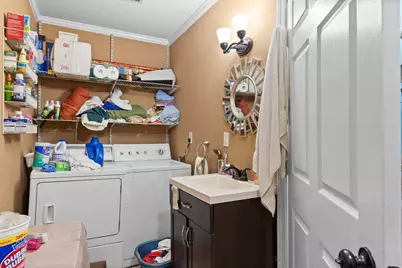 1412 Oaklawn Street, Bellmead, TX 76705 - Photo 8