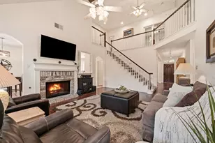 3906 Brookfield Dr, Arlington, TX 76001 - Photo 14