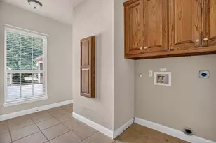 6305 Carnegie Ct, Cleburne, TX 76033 - Photo 12