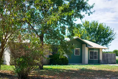 905 N 9th Street, San Saba, TX 76877 - Photo 2