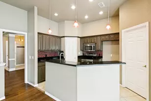 10228 Fieldcrest Dr, Benbrook, TX 76126 - Photo 12