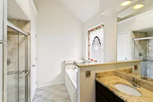 10228 Fieldcrest Dr, Benbrook, TX 76126 - Photo 18