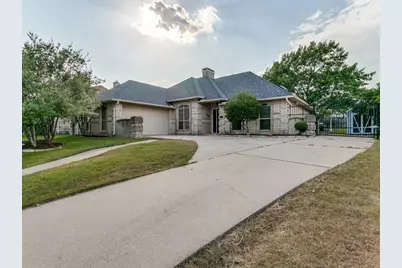 10228 Fieldcrest Drive, Benbrook, TX 76126 - Photo 1