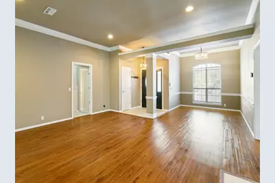 10228 Fieldcrest Drive, Benbrook, TX 76126 - Photo 6