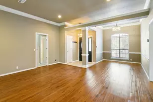 10228 Fieldcrest Dr, Benbrook, TX 76126 - Photo 6