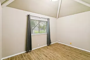 10228 Fieldcrest Dr, Benbrook, TX 76126 - Photo 20