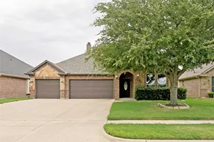 308 Pecos Dr, Burleson, TX 76028 - Photo 2