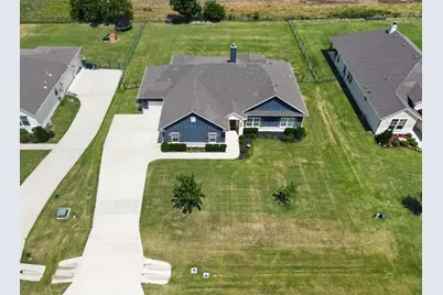 1506 Back Stretch Road, Justin, TX 76247 - Photo 34