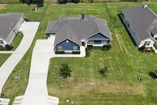 1506 Back Stretch Rd, Justin, TX 76247 - Photo 34