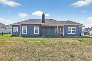 1506 Back Stretch Rd, Justin, TX 76247 - Photo 32