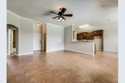 141 Shawnee Street, Greenville, TX 75402 - Photo 6