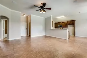 141 Shawnee St, Greenville, TX 75402 - Photo 6