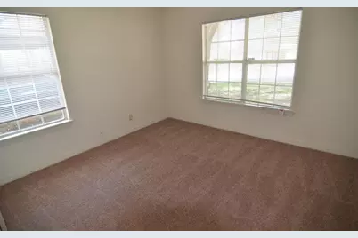 700 Grande Drive, Mesquite, TX 75149 - Photo 6