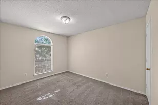 8001 Mourning Dove Dr Dr, Arlington, TX 76002 - Photo 10