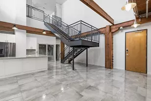 509 Elm St, Dallas, TX 75202 - Photo 2
