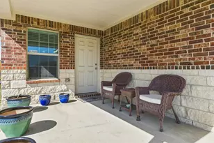 5709 Honey Creek St, Fort Worth, TX 76179 - Photo 4