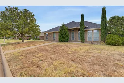 7017 Springwater Avenue, Abilene, TX 79606 - Photo 2
