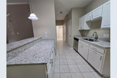 911 Lake Drive, Grand Prairie, TX 75051 - Photo 6