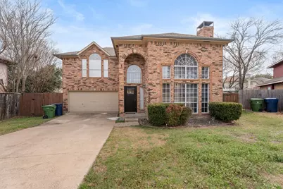 2422 Whispering Cove Circle, Garland, TX 75044 - Photo 2