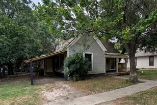 328 E High St, Wills Point, TX 75169 - Photo 2
