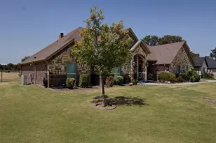 121 Arbor Ter, Weatherford, TX 76087 - Photo 2