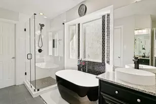 3001 Redstone Dr, Arlington, TX 76001 - Photo 14
