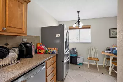 2125 Meadow Glen, Irving, TX 75060 - Photo 18