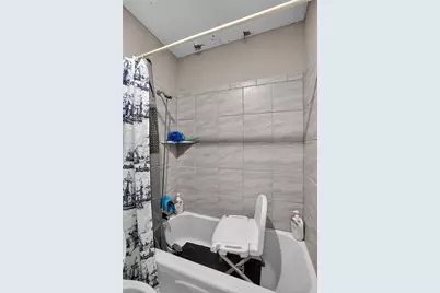2125 Meadow Glen, Irving, TX 75060 - Photo 28