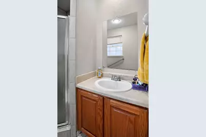2125 Meadow Glen, Irving, TX 75060 - Photo 24