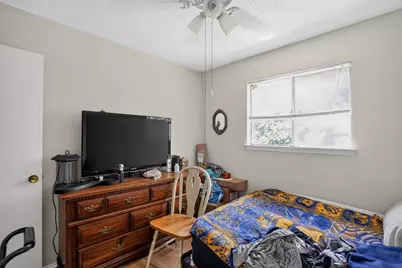 2125 Meadow Glen, Irving, TX 75060 - Photo 20