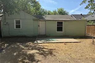 2409 W Amherst Ave, Dallas, TX 75235 - Photo 12