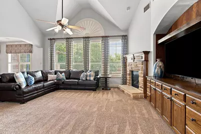 1920 Los Cabos Lane, Arlington, TX 76012 - Photo 8
