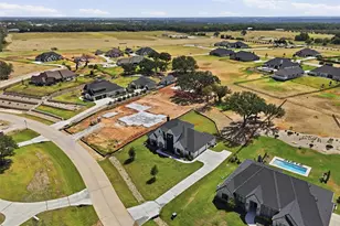 3022 Southern Rise Ct, Granbury, TX 76049 - Photo 36