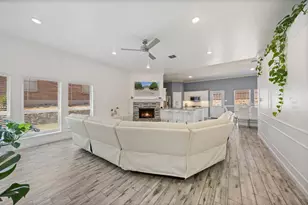 8275 Clarksprings Dr, Dallas, TX 75236 - Photo 6