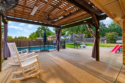 1725 Meadowview Drive, Reno, TX 75462 - Photo 14