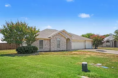 106 Bent Creek Court, Waxahachie, TX 75165 - Photo 8
